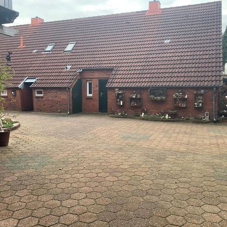 Ferienwohnung Hage Екстер'єр фото